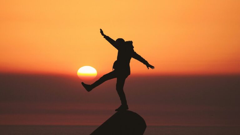 hearing loss affect balance