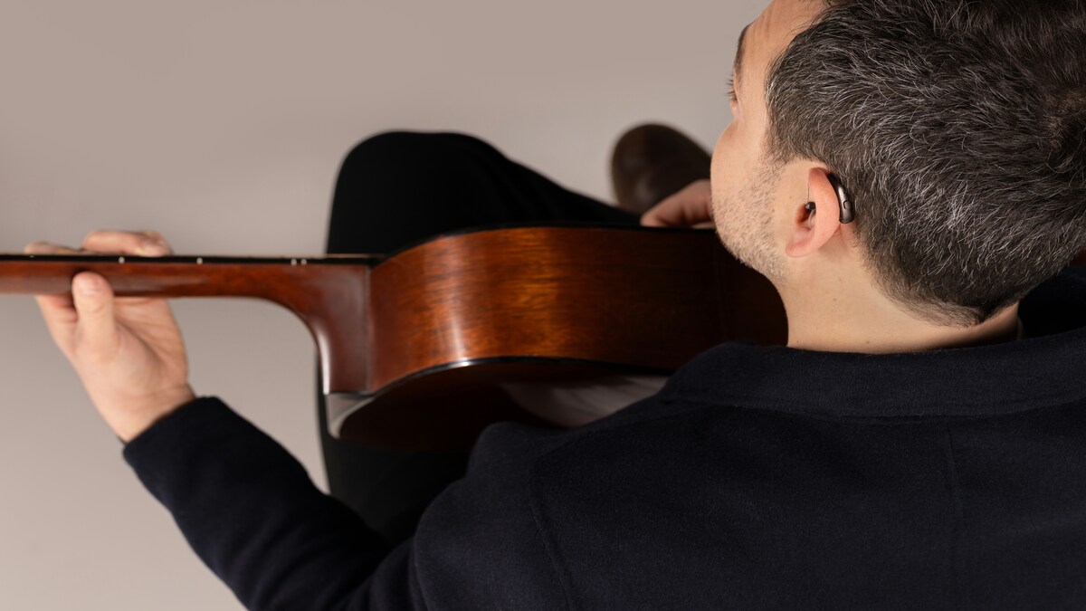 when to worry about hearing loss