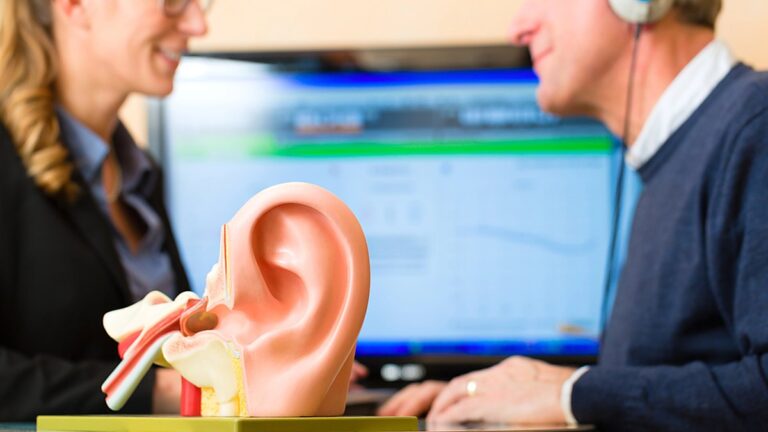 Audiologist